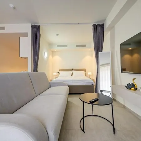 Mercury 319 - 2X Pool Cards Access & Shopping Mall San Ġiljan