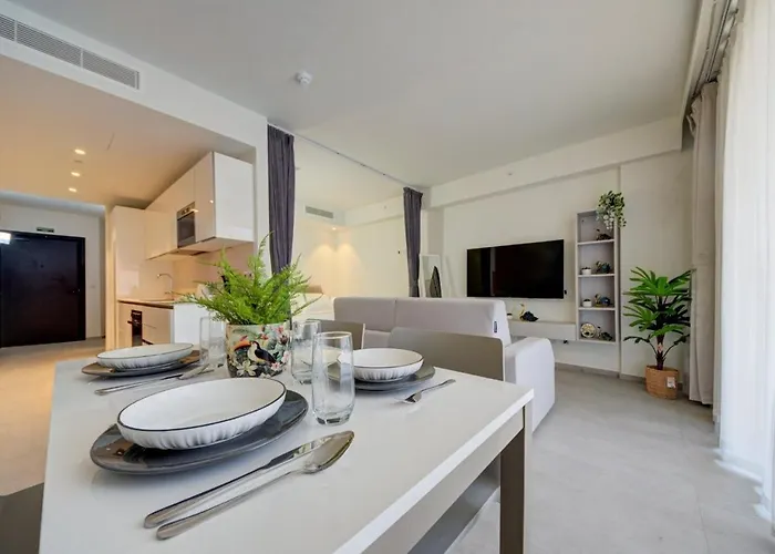 Mercury 319 - 2x Pool Cards Access & Shopping Mall شقة *