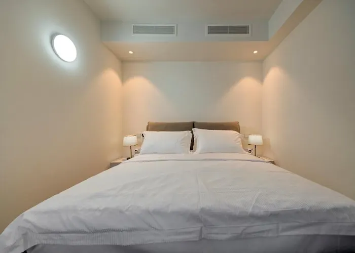 Mercury 319 - 2x Pool Cards Access & Shopping Mall سانت جوليان