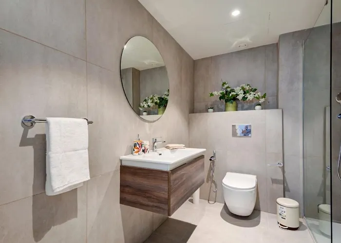 Mercury 319 - 2x Pool Cards Access & Shopping Mall * سانت جوليان